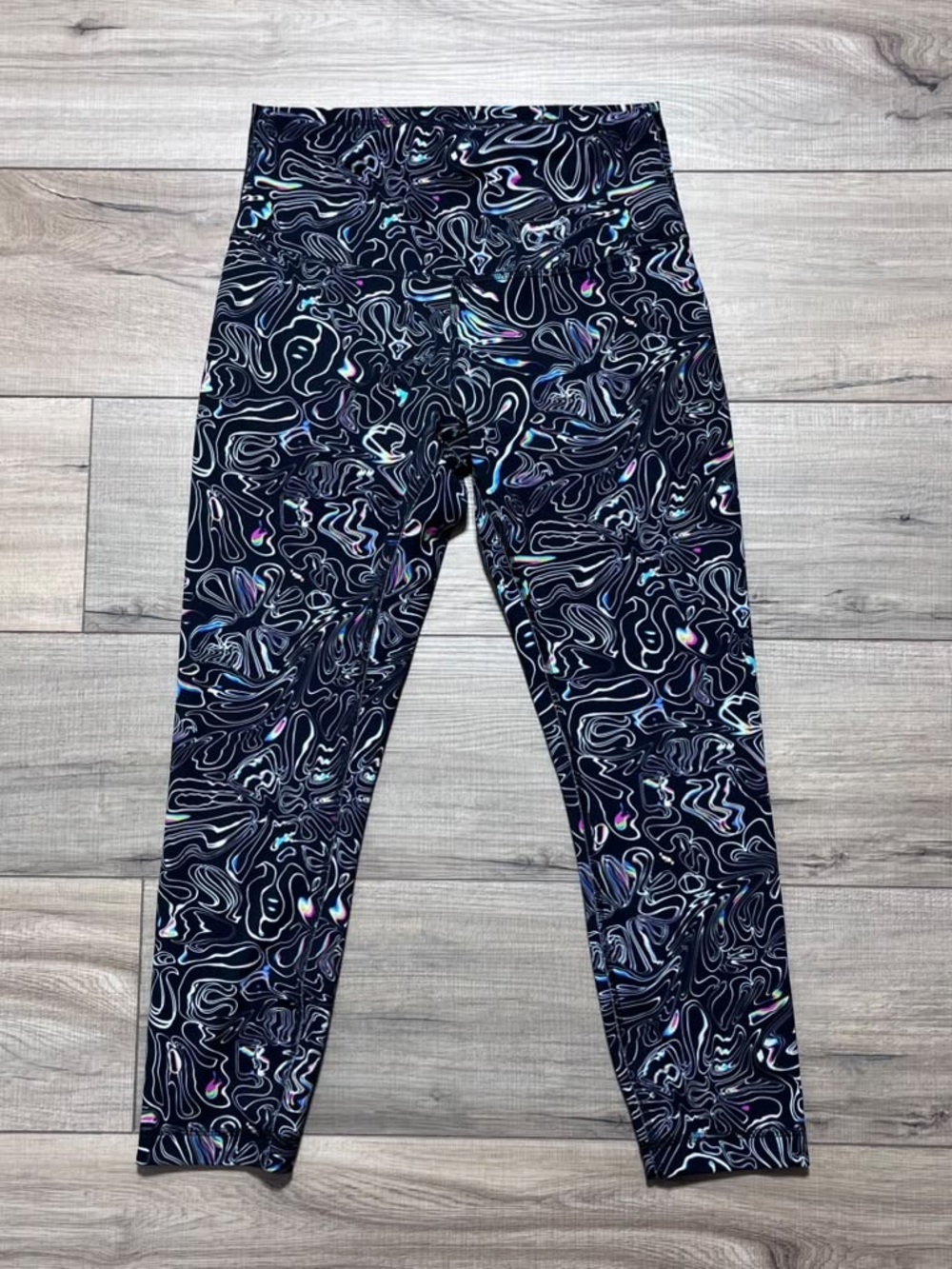 Lululemon Wunder Train High-Rise Crop 23" Size 8 Daisyfied Yogo Moonbow Black